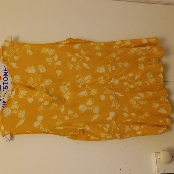 Ava & Viv yellow print top 2x - Picture 4 of 6